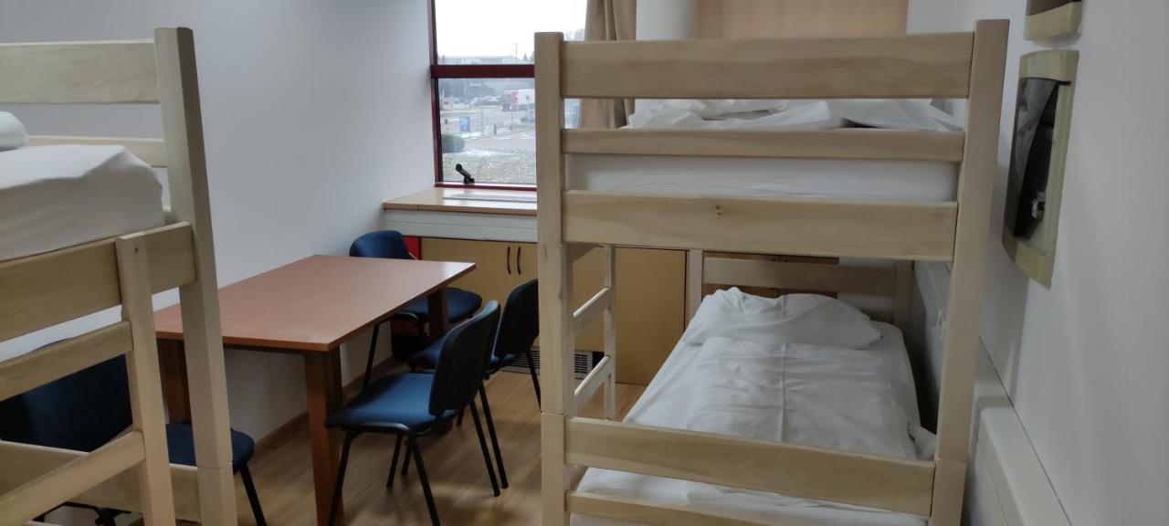Hostel OmnibusČakovec エクステリア 写真
