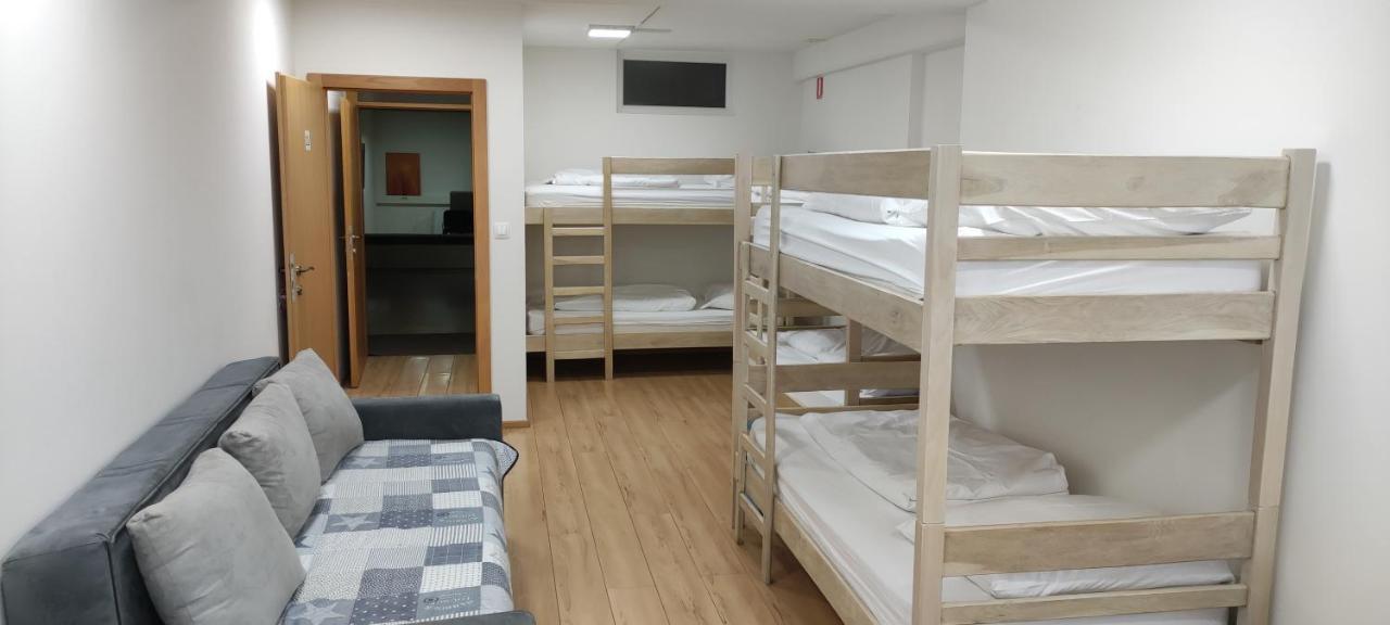 Hostel OmnibusČakovec エクステリア 写真