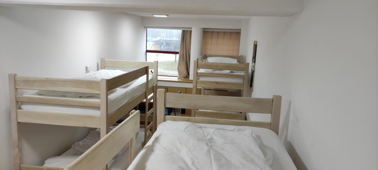 Hostel OmnibusČakovec エクステリア 写真
