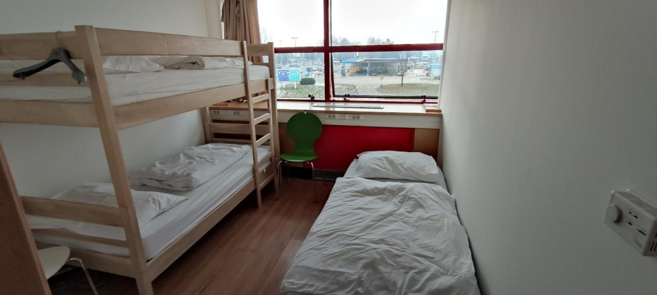 Hostel OmnibusČakovec エクステリア 写真