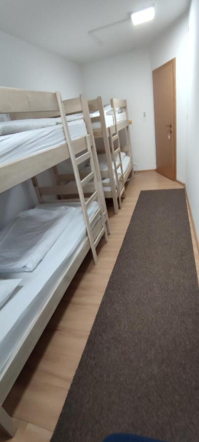 Hostel OmnibusČakovec エクステリア 写真