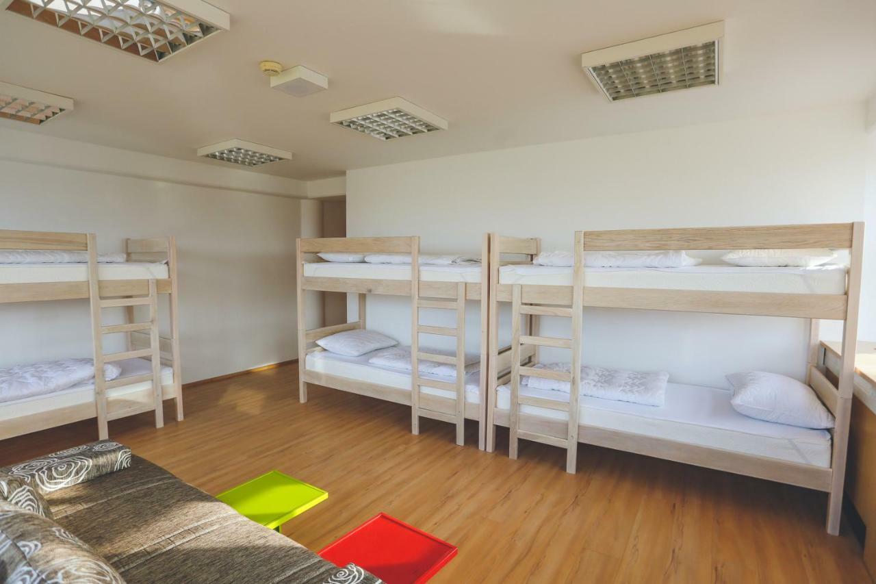 Hostel OmnibusČakovec エクステリア 写真