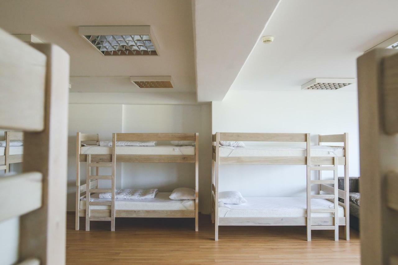 Hostel OmnibusČakovec エクステリア 写真