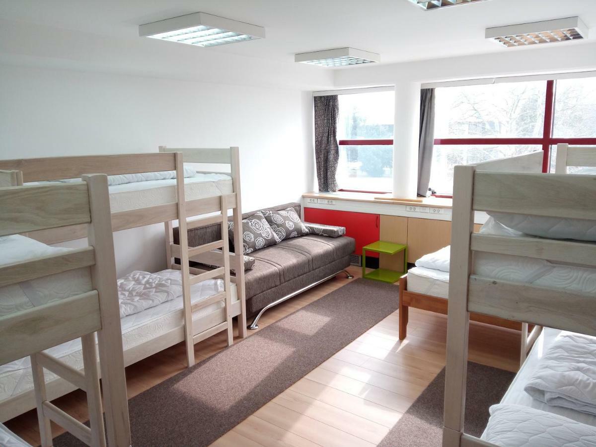 Hostel OmnibusČakovec エクステリア 写真